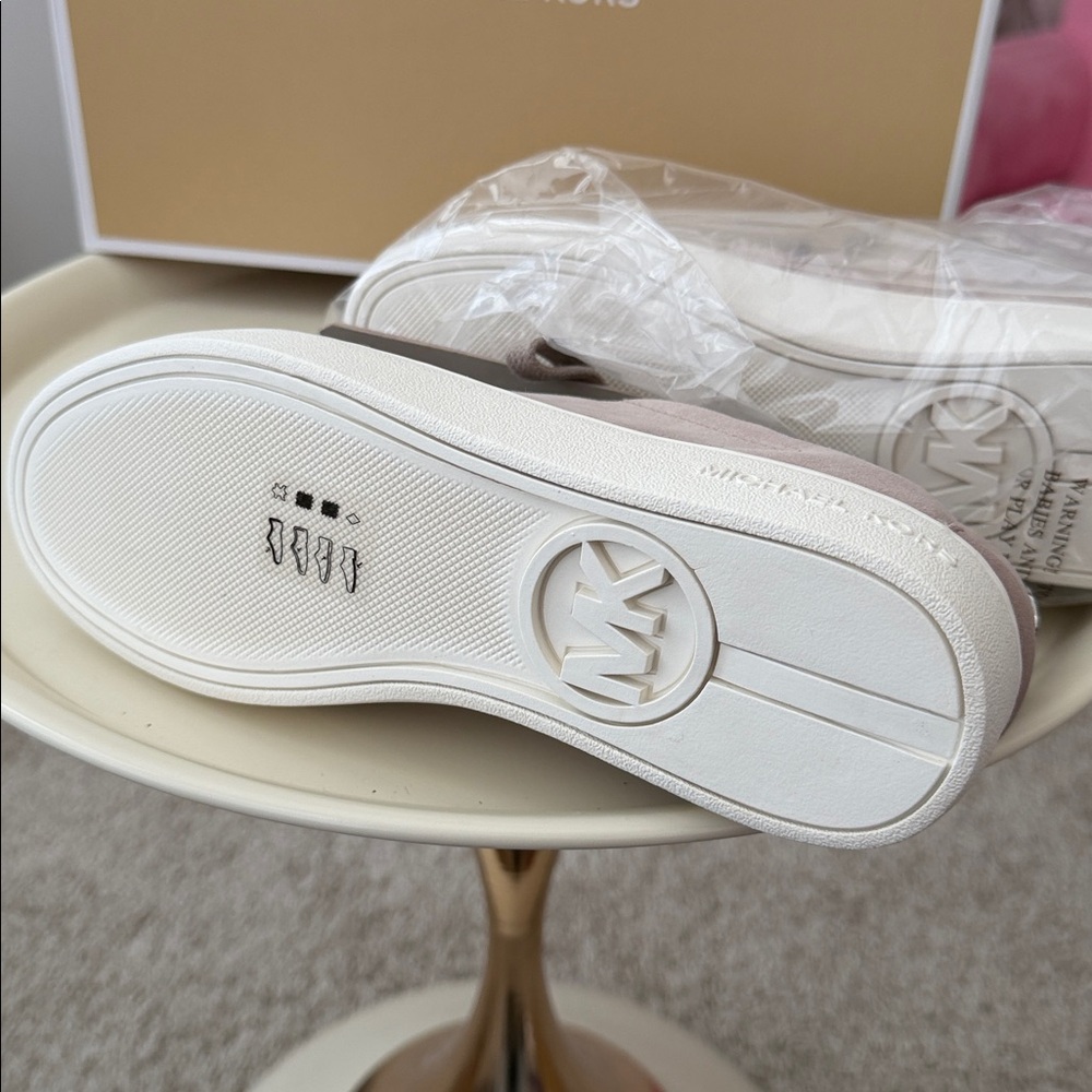NIB Michael Kors Women's Keaton kiltie suede Sneakers 6.5 - Picture 4 of 6